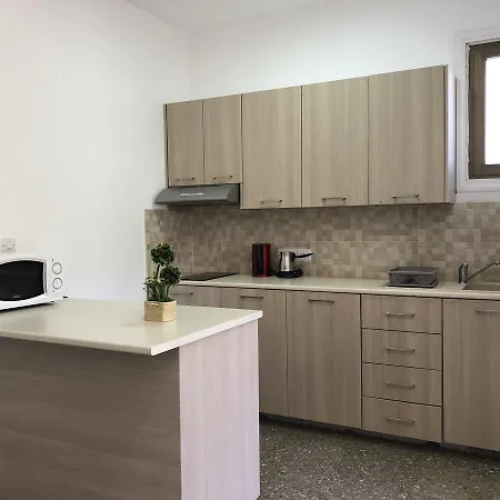 Kasapis Apts Larnaca Exterior photo