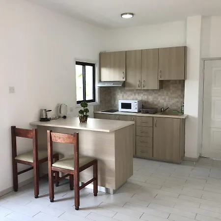 Kasapis Apts Larnaca Exterior photo